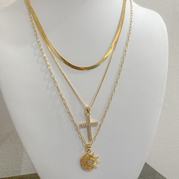 Sun Moon Necklace | 14k Gold Filled - Picture 6 of 7